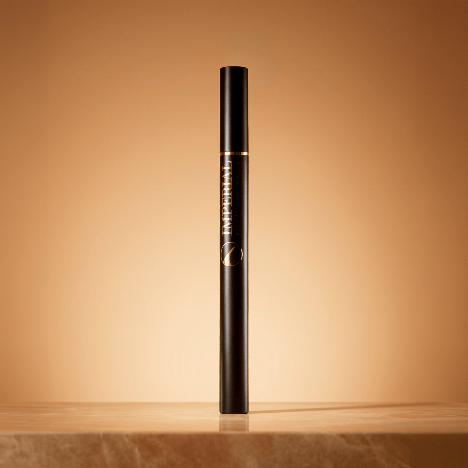 Eye Catching Eyeliner | Delineador Líquido Imperial