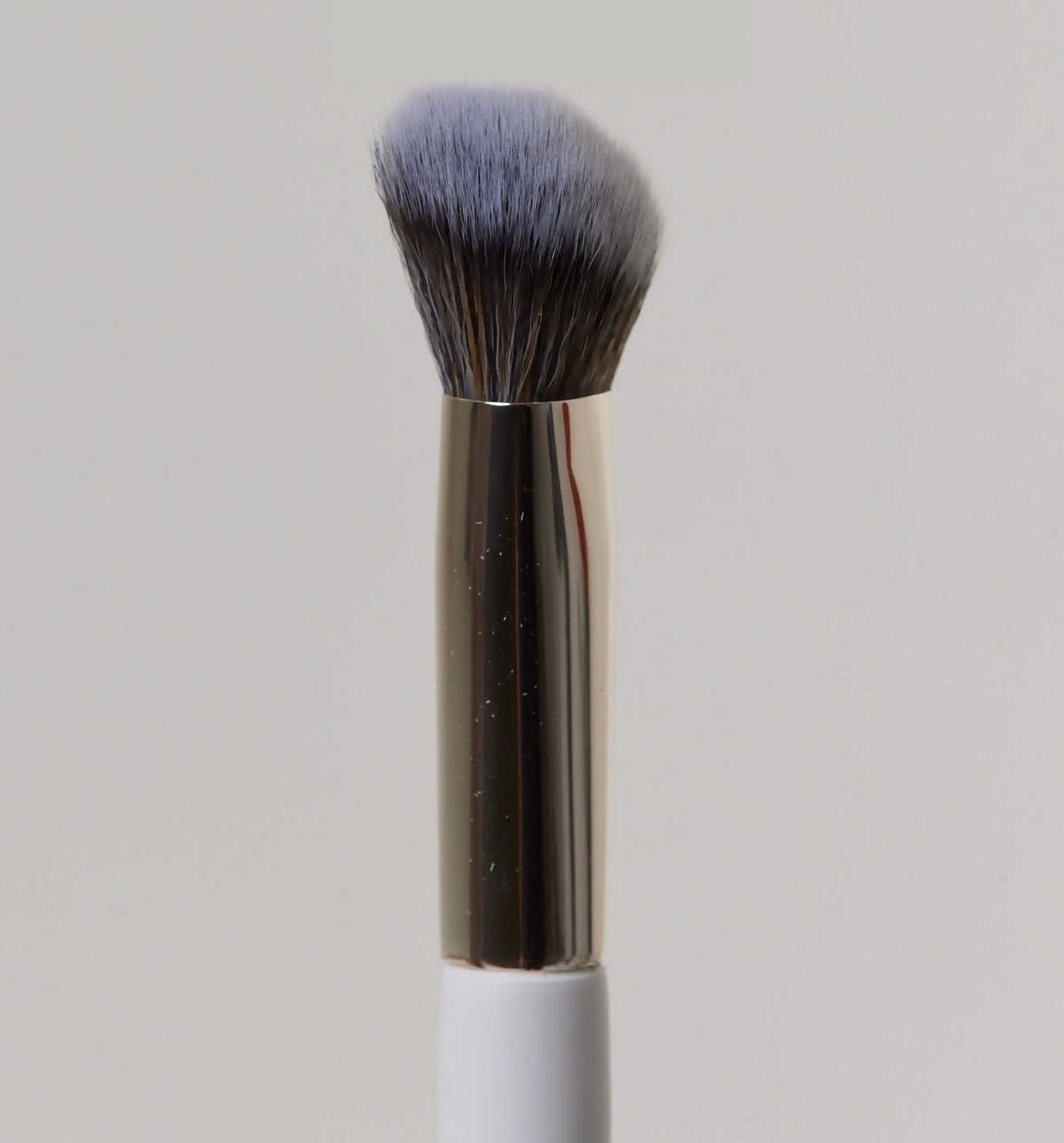 Essentials Concealer - HB03